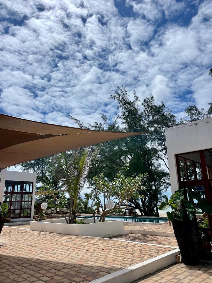 Liquid Dive Adventures Bed & Breakfast Praia do Praia do Tofo Exterior foto